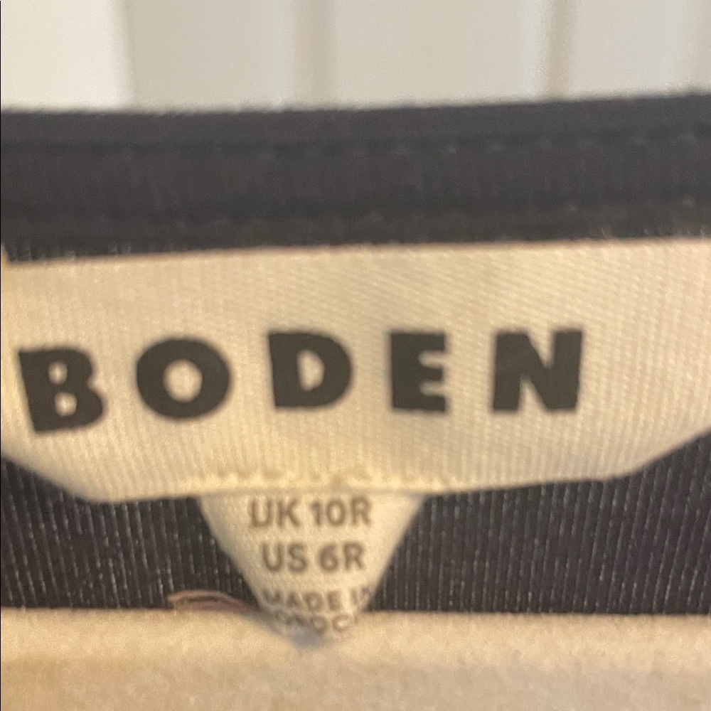 Boden Women's Elegant Long Sleeve Black Dress - Picture 2 of 5